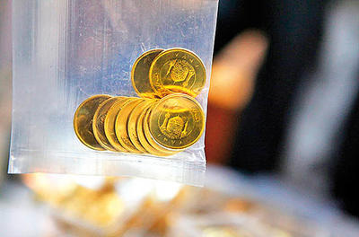 اخبار، نرخ طلا | افت قیمت سکه در اولین روز آذر