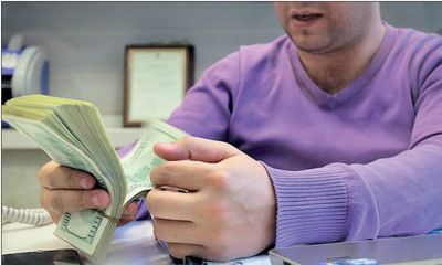 اخبار، نرخ طلا | تغییرات اندک قیمت دلار دلالان را کلافه کرد