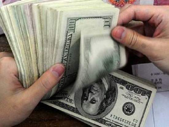 ندارد | ورود سکه‌بازان به بازار ارز
