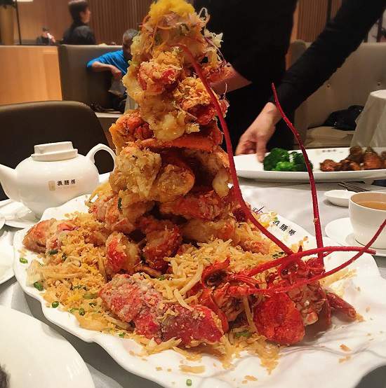 رستوران های تورنتو | غذای دریایی دوست دارید ؟ برج خرچنگ را آزمایش کنید!