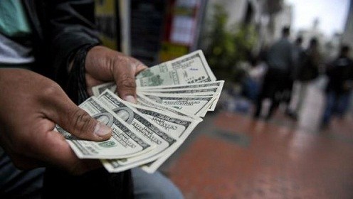 اخبار، نرخ ارز | قیمت‌شکنی دولت در بازار ارز